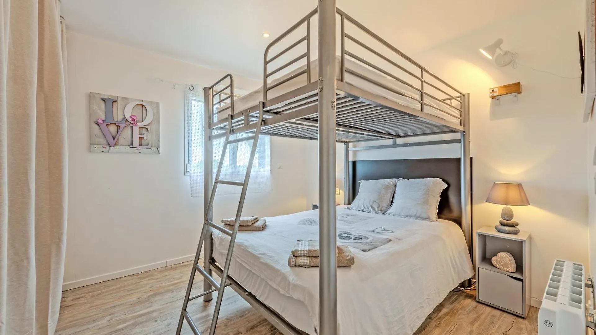 Villa Chantalain Jacuzzi 3Min Plage Kerlouan フランス