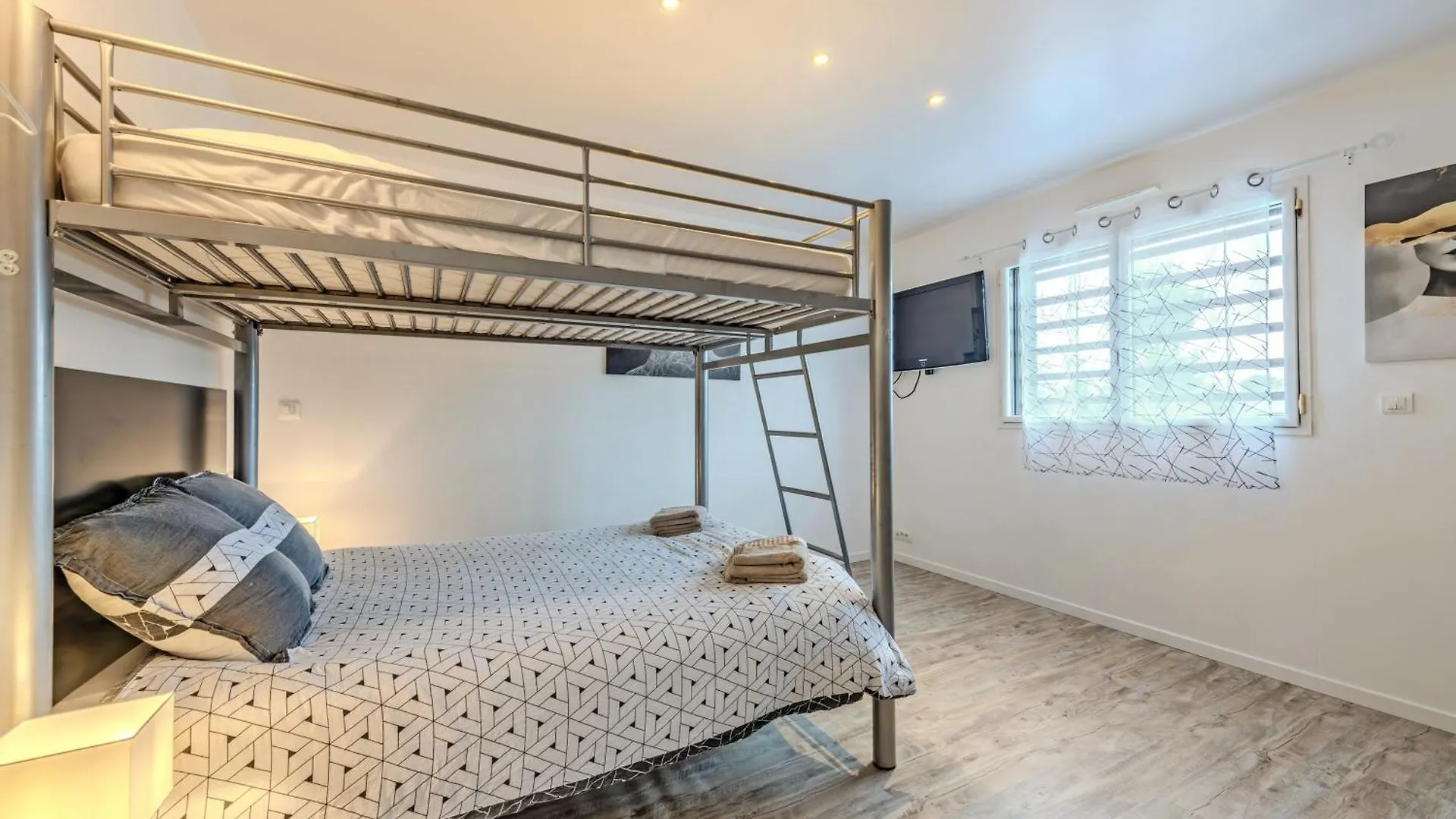 Villa Chantalain Jacuzzi 3Min Plage Kerlouan 別荘